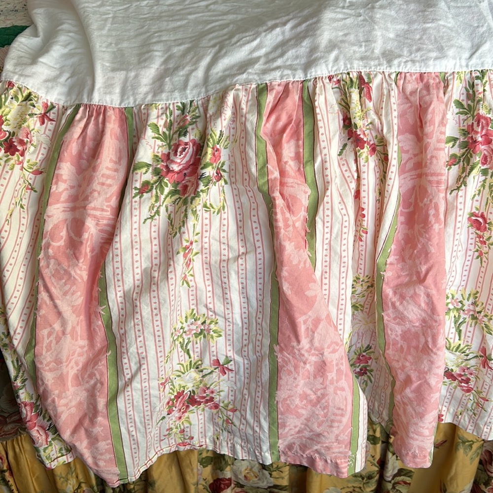 Neiman Marcus Full Bedskirt & Shams
